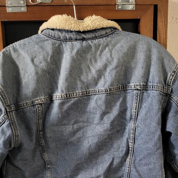 GAP Teen Denim Sherpa Jacket Size 10 - Picture 10 of 10